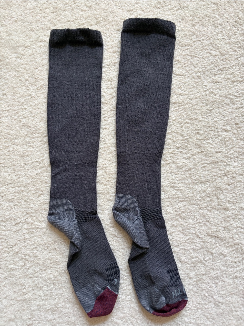 Ladies Duluth Trading Company Compression Socks - Three Pairs - Picture 3 of 7